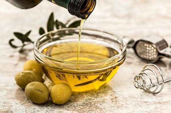 Comment prendre des gouttes d’huile essentielle ?
